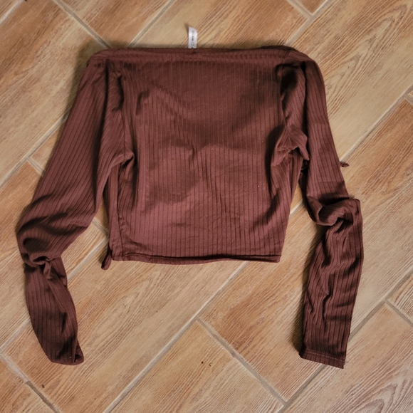 Crop top - Picture 3 of 3